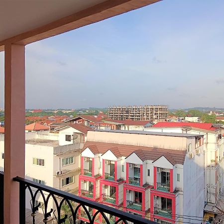 Seven Seas Condo Resort Beautiful Location Jomtien Beach Exterior photo