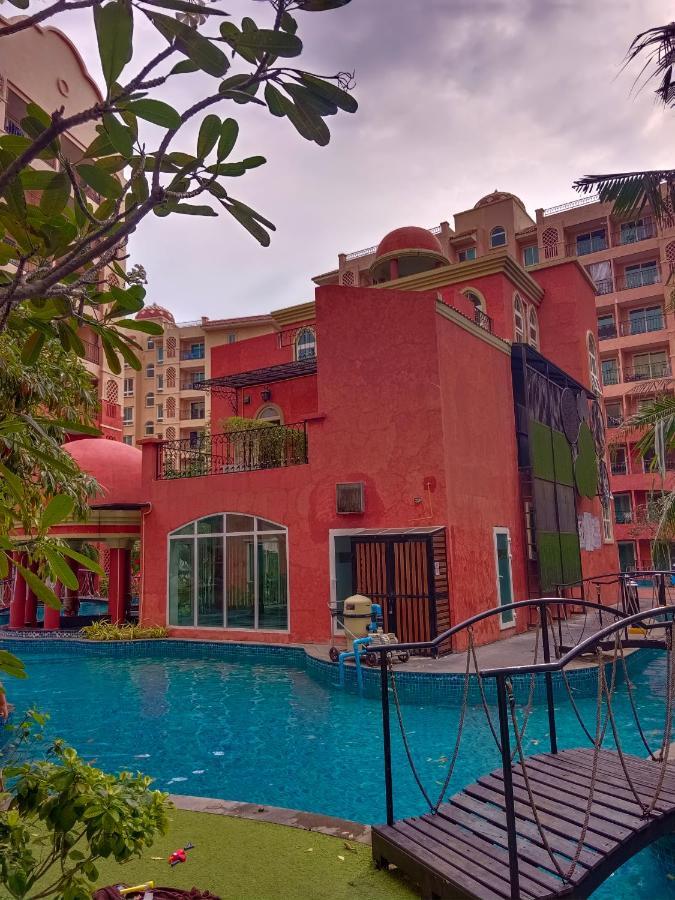 Seven Seas Condo Resort Beautiful Location Jomtien Beach Exterior photo
