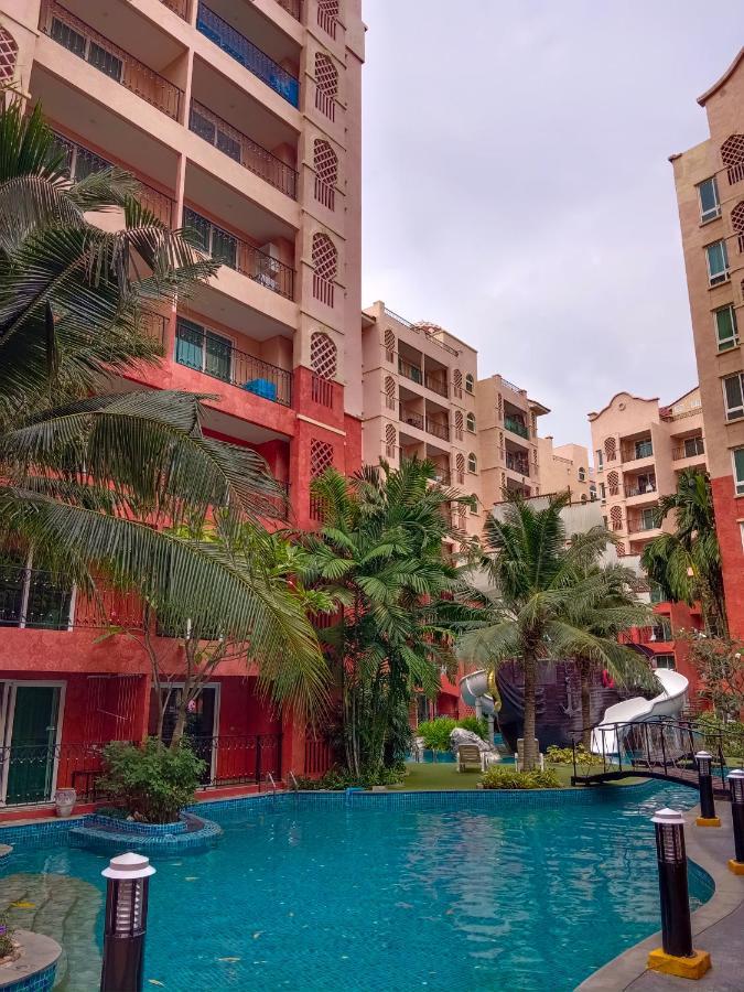 Seven Seas Condo Resort Beautiful Location Jomtien Beach Exterior photo