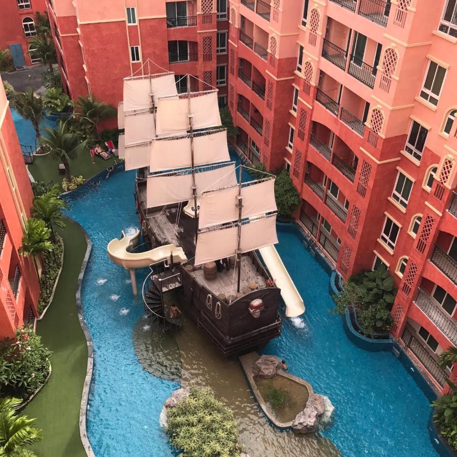 Seven Seas Condo Resort Beautiful Location Jomtien Beach Exterior photo