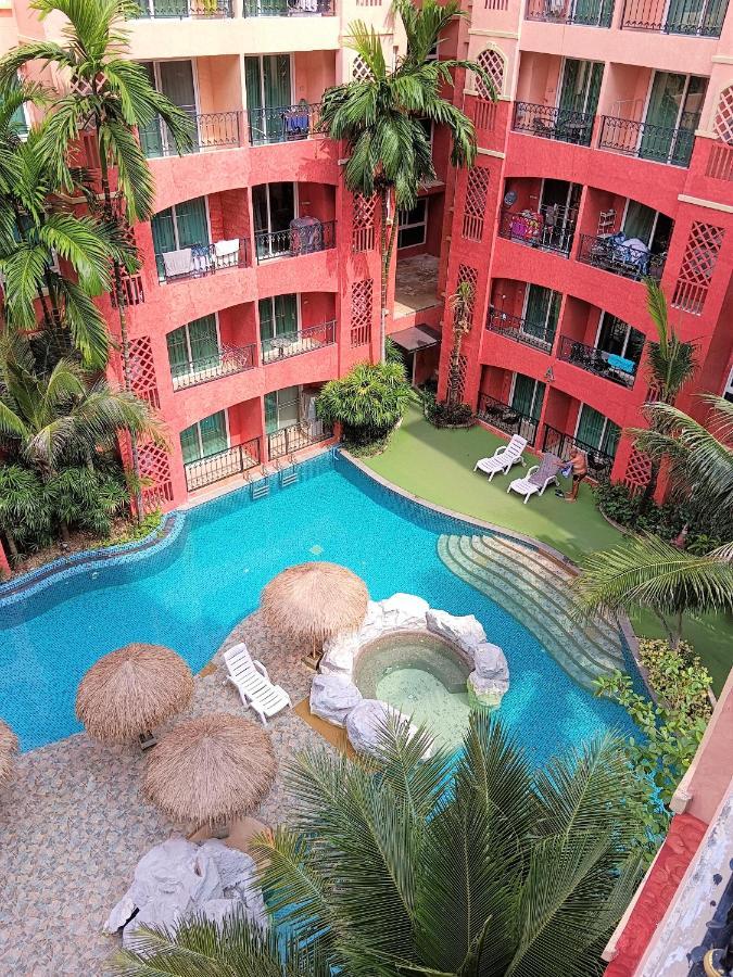Seven Seas Condo Resort Beautiful Location Jomtien Beach Exterior photo