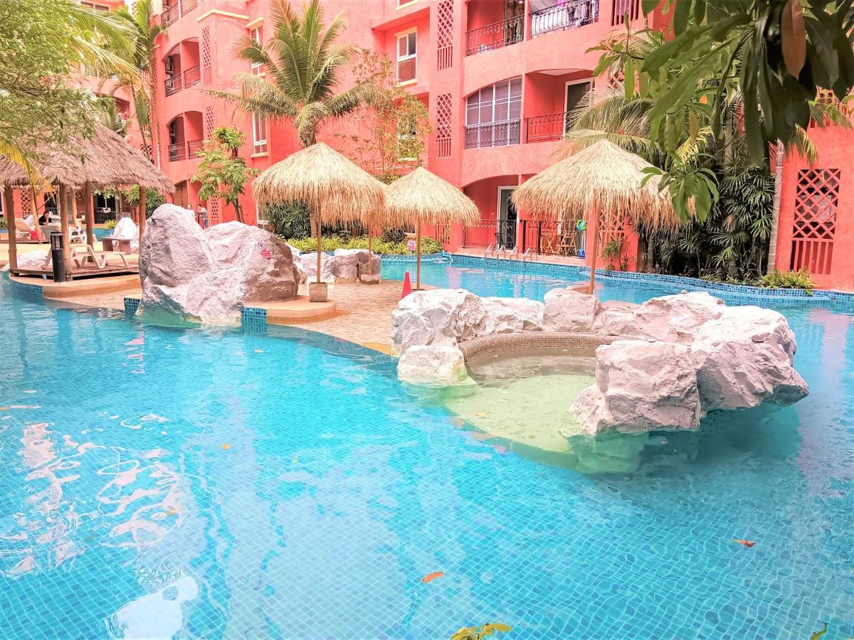 Seven Seas Condo Resort Beautiful Location Jomtien Beach Exterior photo